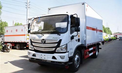 福田歐馬可S3危險(xiǎn)品廂式車(chē) 