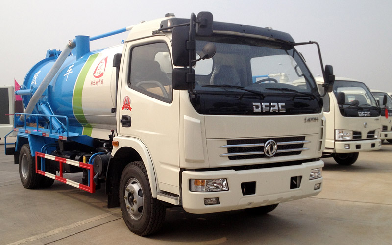 東風(fēng)多利卡吸糞車(chē) 